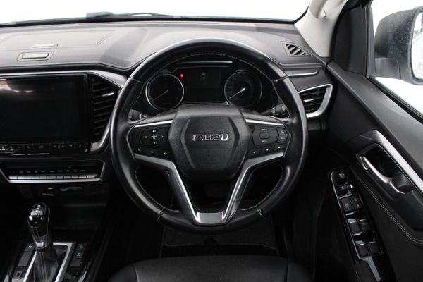 2022-Isuzu-D-Max-30-DDI-LSE-Auto-Double-Cab image:5