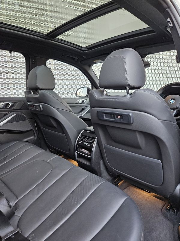 2022-BMW-X5-xDrive30d-M-Sport image:9