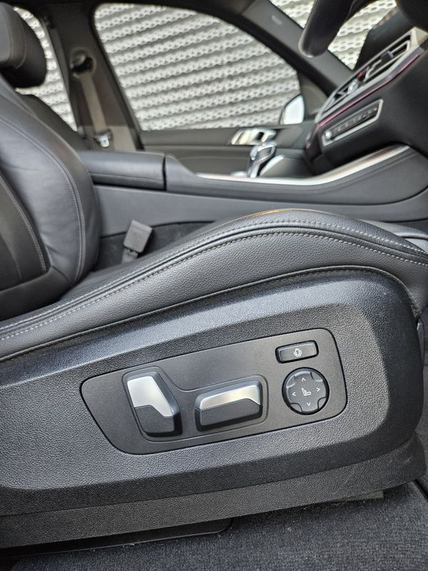 2022-BMW-X5-xDrive30d-M-Sport image:10