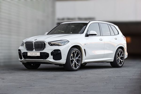 2022-BMW-X5-xDrive30d-M-Sport image:1