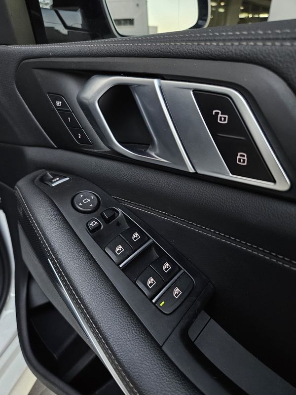 2022-BMW-X5-xDrive30d-M-Sport image:7