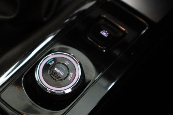 2024-Renault-Kiger-10T-Intens image:16