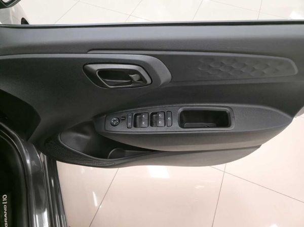 2026-Hyundai-Grand-i10-10-Motion image:11