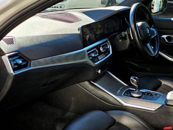 2021-BMW-3-Series-320i-M-Mzansi-Edition-Auto-g20 image:10