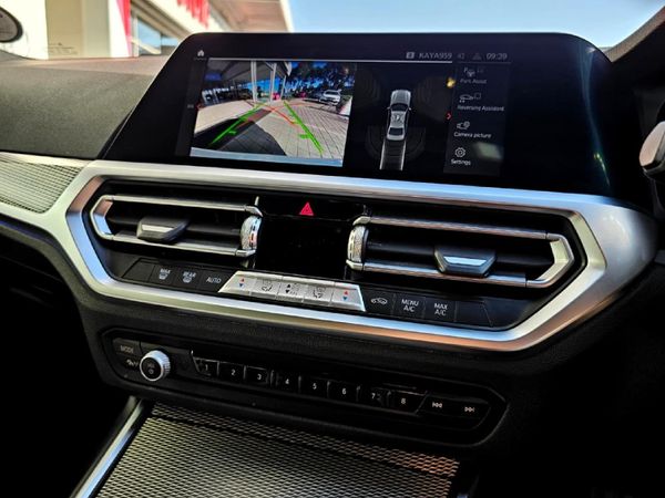 2021-BMW-3-Series-320i-M-Mzansi-Edition-Auto-g20 image:11