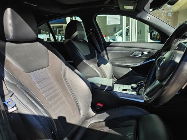 2021-BMW-3-Series-320i-M-Mzansi-Edition-Auto-g20 image:14