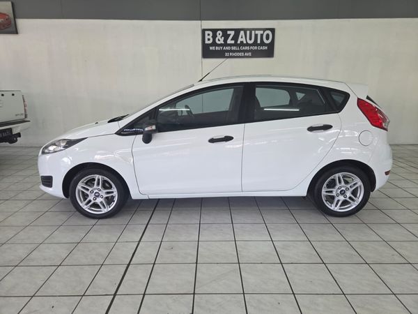 2013-Ford-Fiesta-14-Trend-5-dr image:3