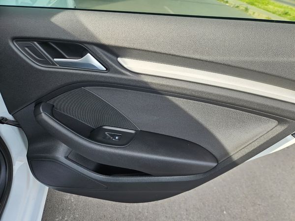 2019-Audi-A3-Sportback-14-TFSI-Auto-35-TFSI image:23