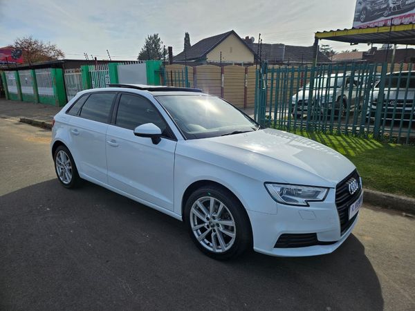 2019-Audi-A3-Sportback-14-TFSI-Auto-35-TFSI image:2