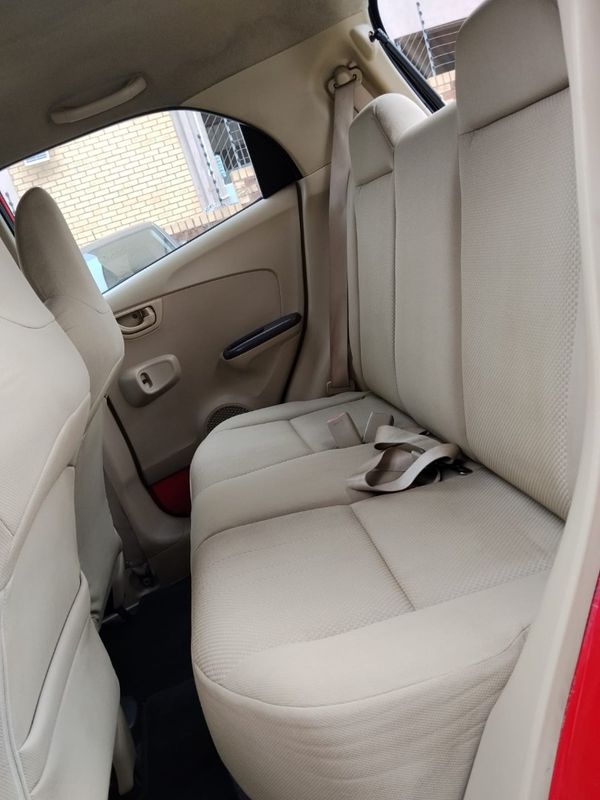 2013-Honda-Brio-12-Comfort-5-dr-Auto image:15