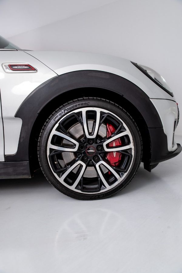 2019-MINI-Clubman-Cooper-JCW-Auto image:5