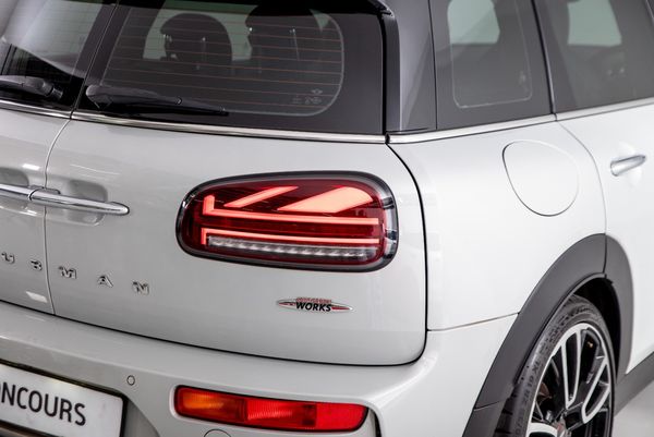 2019-MINI-Clubman-Cooper-JCW-Auto image:6