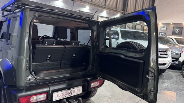 2022-Suzuki-Jimny-15-GLX-Auto image:11