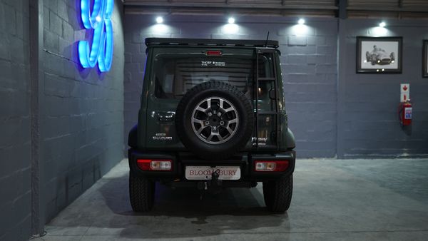 2022-Suzuki-Jimny-15-GLX-Auto image:3