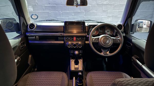 2022-Suzuki-Jimny-15-GLX-Auto image:7