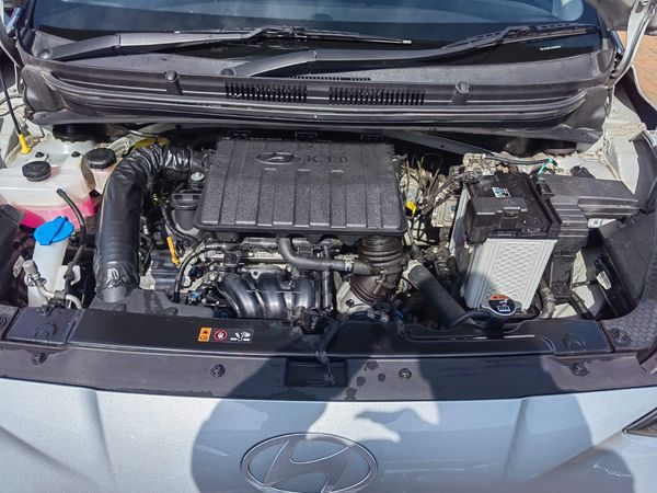 2024-Hyundai-Grand-i10-10-MANUAL image:15