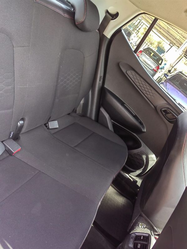 2024-Hyundai-Grand-i10-10-MANUAL image:6
