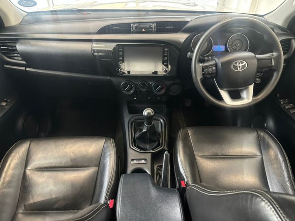 2019-Toyota-Hilux-24-GD-6-Raised-Body-SRX-Double-Cab image:7