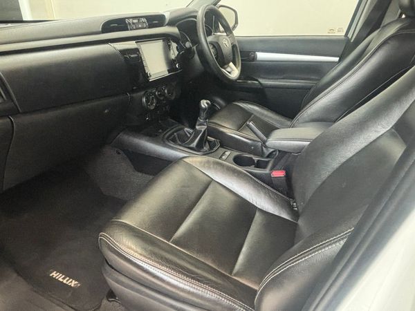 2019-Toyota-Hilux-24-GD-6-Raised-Body-SRX-Double-Cab image:8