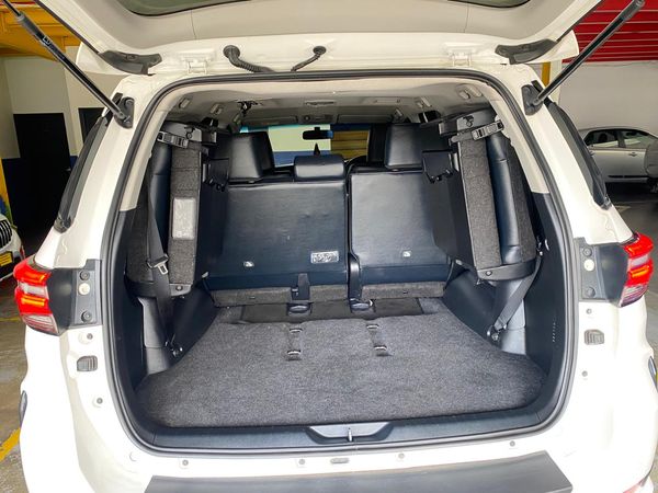 2023-Toyota-Fortuner-24-GD-6-RB-Auto image:14
