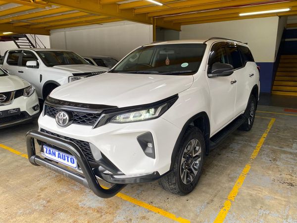 2023-Toyota-Fortuner-24-GD-6-RB-Auto image:2