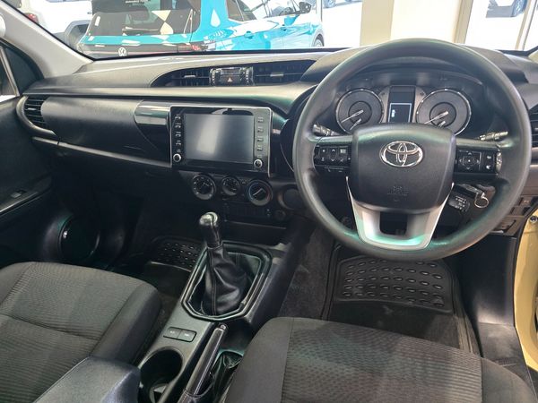 2022-Toyota-Hilux-24-GD-6-Raised-Body-Raider-Single-Cab image:9
