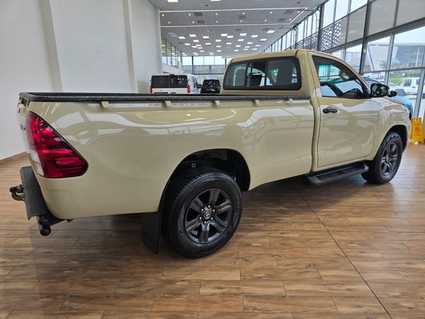 2022-Toyota-Hilux-24-GD-6-Raised-Body-Raider-Single-Cab image:4