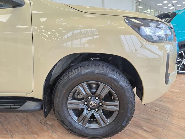2022-Toyota-Hilux-24-GD-6-Raised-Body-Raider-Single-Cab image:7