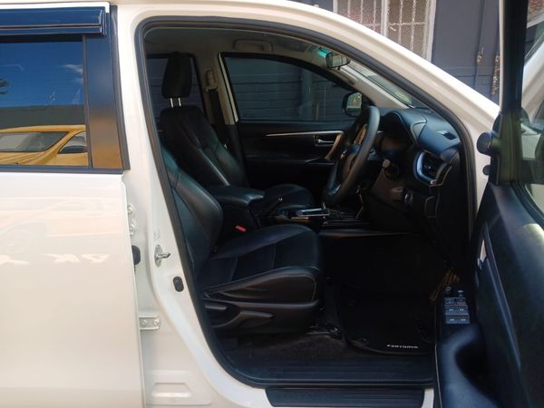 2023-Toyota-Fortuner-24-GD-6-Raised-Body-Auto image:9