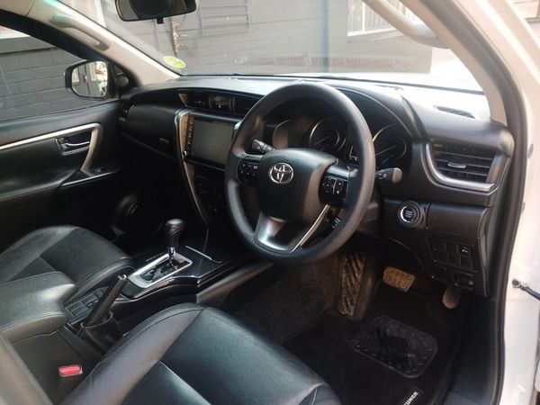 2023-Toyota-Fortuner-24-GD-6-Raised-Body-Auto image:8