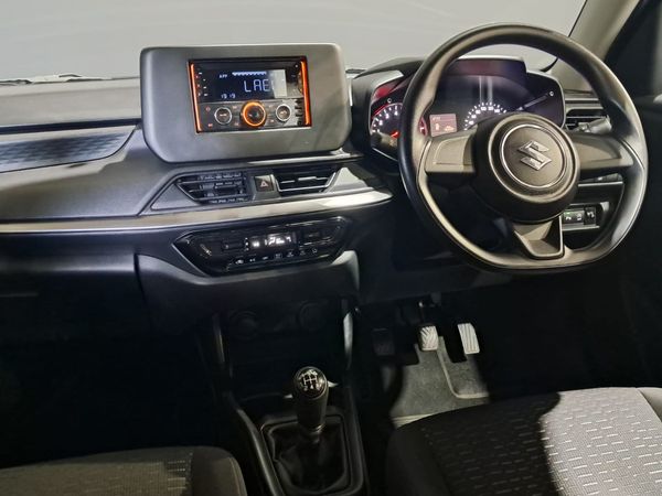 2025-Suzuki-Swift-12-GL image:9