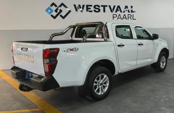 2024-Isuzu-D-Max-19-DDI-L-4x4-Double-Cab image:3