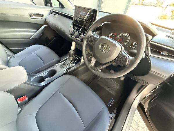 2023-Toyota-Corolla-Cross-18-XI image:11