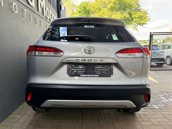 2023-Toyota-Corolla-Cross-18-XI image:3