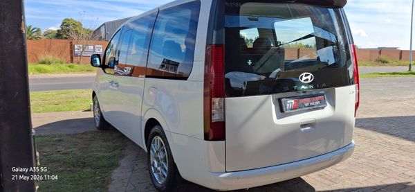 2025-Hyundai-Staria-22d-Executive-Auto image:2