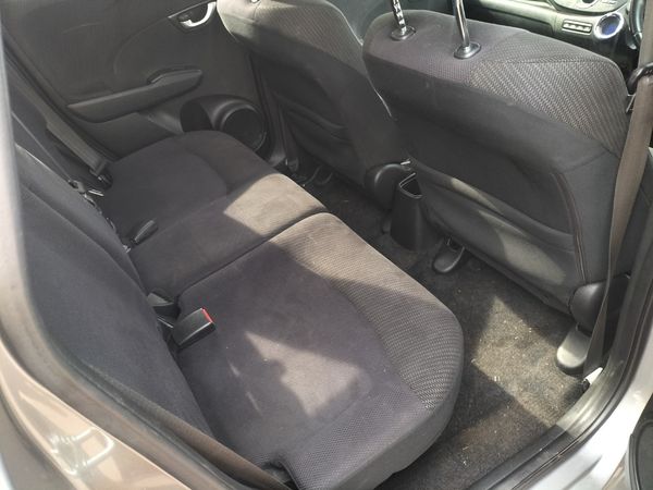 2012-Honda-Jazz-13-Hybrid image:9