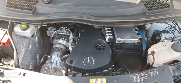 2023-Mercedes-Benz-Vito-114-20-CDI-Tourer-Pro image:14
