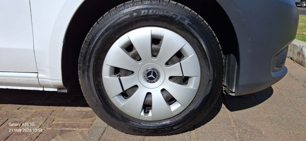 2023-Mercedes-Benz-Vito-114-20-CDI-Tourer-Pro image:16