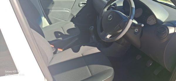 2022-Nissan-NP200-16-AC-Safety-Pack image:6