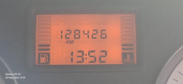 2022-Nissan-NP200-16-AC-Safety-Pack image:8