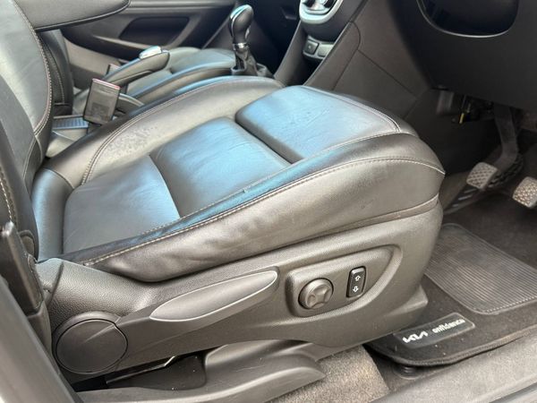 2016-Opel-Mokka-X-14T-Cosmo image:15