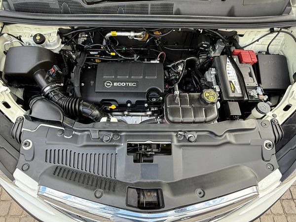 2016-Opel-Mokka-X-14T-Cosmo image:22