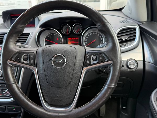 2016-Opel-Mokka-X-14T-Cosmo image:8