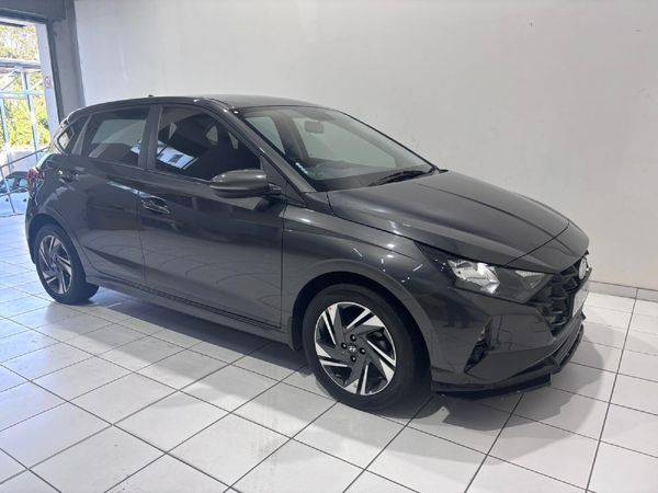2023-Hyundai-i20-12-Fluid image:15