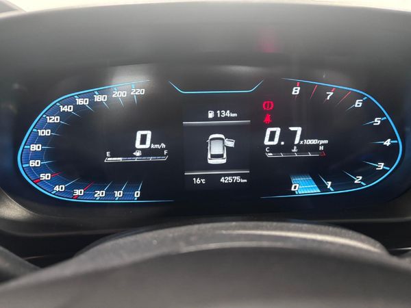 2023-Hyundai-i20-12-Fluid image:22