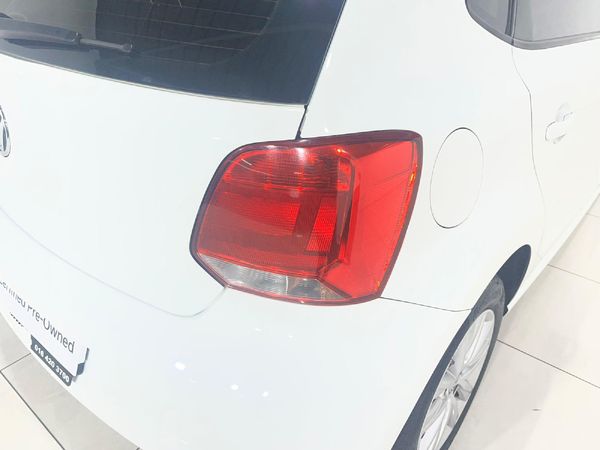 2020-Volkswagen-Polo-Vivo-14-Comfortline-5-dr image:12
