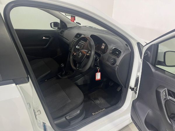 2020-Volkswagen-Polo-Vivo-14-Comfortline-5-dr image:19