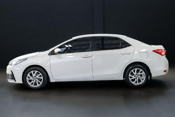 2022-Toyota-Corolla-Quest-18-Prestige image:6