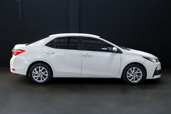 2022-Toyota-Corolla-Quest-18-Prestige image:7