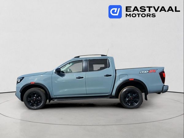 2024-Nissan-Navara-25-DDTi-PRO-2X-Auto-Double-Cab image:3
